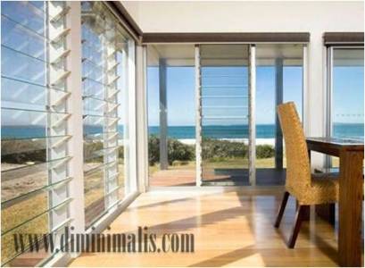 Jendela rumah minimalis