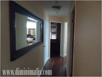 cermin dinding minimalis