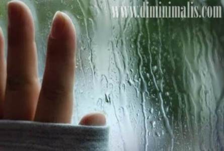 aktivitas saat hujan, aktivitas saat musim hujan, aktivitas musim hujan