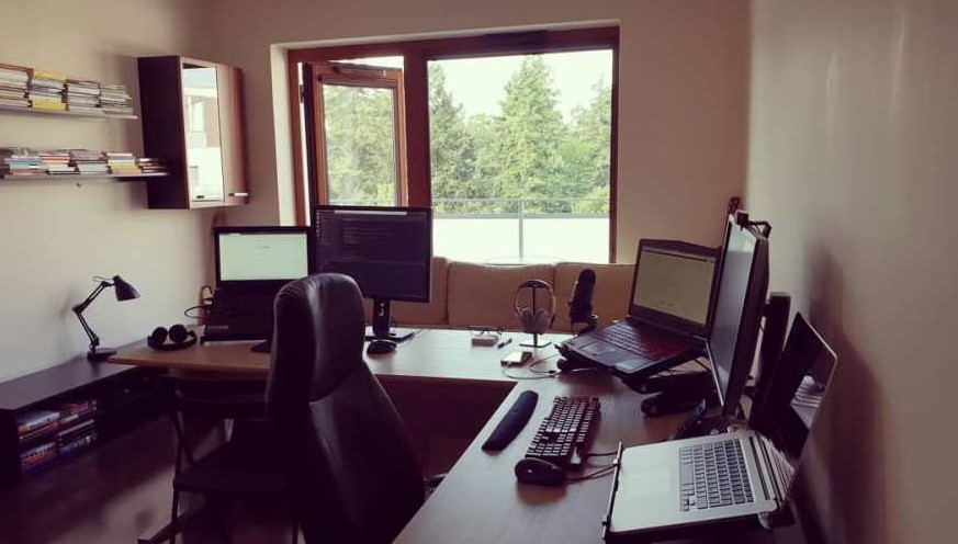 cara menata ruang komputer