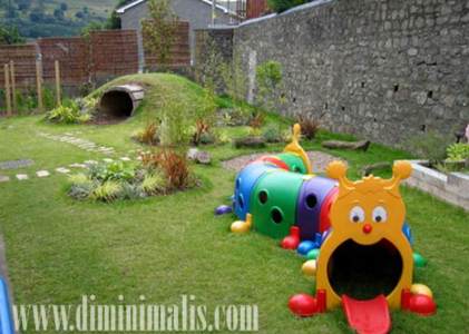 area bermain outdoor, prinsip penataan area bermain outdoor, area bermain outdoor anak yang aman