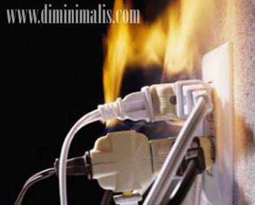 cara mencegah korslet, cara mencegah korsleting listrik, cara mengatasi kebakaran karena listrik