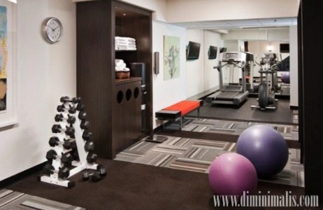 Manfaat memiliki ruang olahraga di rumah, desain ruang fitness di rumah, ruang fitnes di rumah
