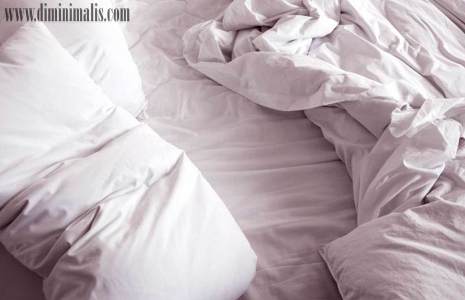 malas mengganti sprei, akibat malas emngganti sprei, kuman di sprei