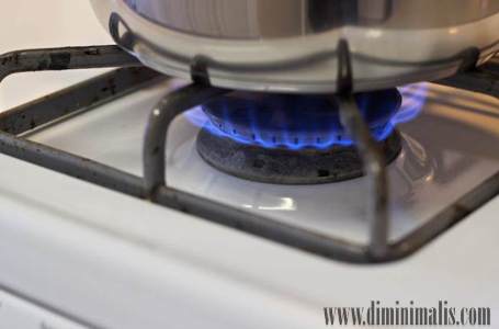 Tips aman menggunakan kompor gas, petunjuk cara menggunakan kompor gas, langkah langkah menggunakan kompor gas