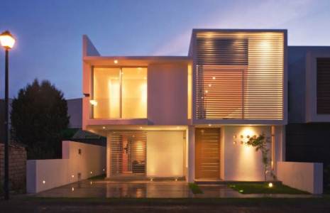 Tampilan Rumah Menawan di Malam Hari rumah indah di malam hari, eksterior indah