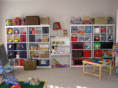 Menata Mainan Anak wadah mainan anak, model rak mainan anak, desain lemari mainan anak, desain tempat mainan anak, box tempat menyimpan mainan anak, cara membuat tempat mainan anak dari kardus, lemari untuk menyimpan mainan anak, penataan mainan anak, Tips Menata Mainan Anak