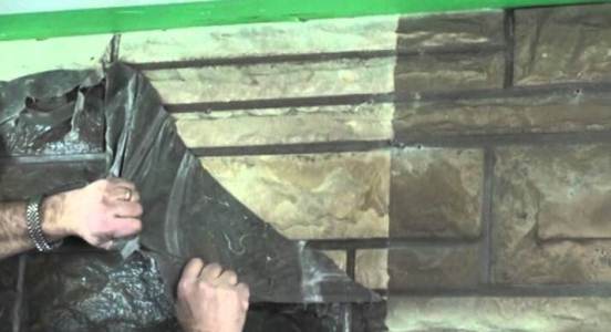 Cara Mengupas Cat Dinding