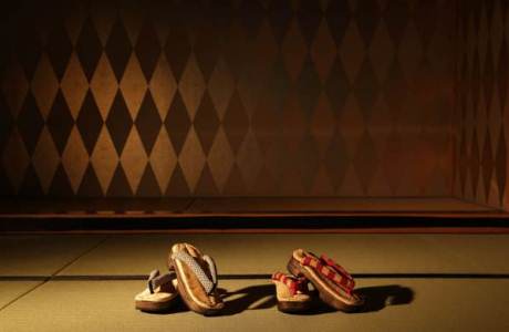 Sandal Di Dalam Ruangan, sandal rumah murah, sandal rumah lucu, sandal rumah korea, sandal kamar tidur, sandal tidur dewasa, sandal rumah boneka, cara membuat sandal rumah, memakai sandal di dalam rumah