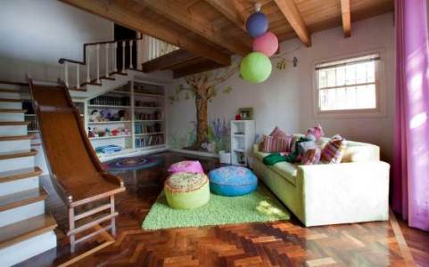 5 Ide Desain Ruang Bermain Anak di Bawah Tangga, Kreatif!