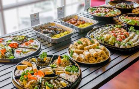 persiapan menjamu makan keluarga besar, tempat makan keluarga di solo, contoh menu makanan lamaran, daftar menu makanan lamaran, menu pilihan untuk acara lamaran, rumah makan di solo untuk rombongan, cemilan untuk acara lamaran, daftar menu prasmanan lamaran, menu makanan untuk acara lamaran sederhana, masak sendiri atau catering, biaya catering untuk 400 orang, budget masak sendiri untuk pernikahan, jasa masak hajatan, jasa masak pernikahan, catering atau masak sendiri kaskus, cara menghitung makanan prasmanan, biaya catering untuk 500 orang, upah tukang masak