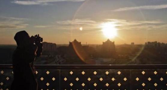 tempat melihat hilal di jakarta, cara melihat hilal, metode menentukan awal bula ramadhan, cara melihat hilal ramadhan, cara melihat hilal 1 syawal, cara menentukan awal ramadhan menurut muhammadiyah, 3 cara menentukan datangnya bulan ramadhan, pengertian rukyatul hilal, jelaskan cara menentukan awal dan akhir bulan ramadhan, suatu car untuk menetapkan awal ramadhan dengan cara melihat dengan pancaindradisebut, hadits tentang hilal, kenapa harus melihat hilal