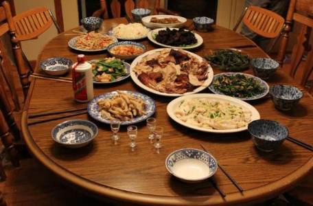 Menyiapkan acara berbuka puasa bersama, konsep acara buka bersama yang menarik, konsep acara buka bersama unik, games buka puasa bersama, game seru untuk acara buka bersama, kegiatan buka puasa bersama, kata kata acara buka bersama, cara membuat acara buka bersama, acara dalam buka bersama