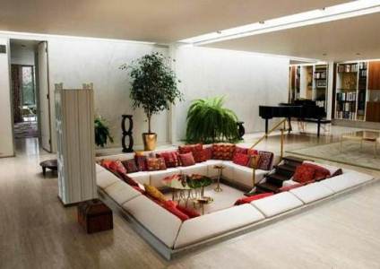 cara menata ruang tamu sederhana, cara menata ruang keluarga, cara menata ruang tamu yang luas, menata ruang tamu pintu tengah, cara menata ruang tamu yang menyatu dengan ruang keluarga, cara menata ruang tamu dan dapur, menata ruang tamu tanpa kursi, menata ruang keluarga sederhana, cara menata ruang tamu ukuran 3x3