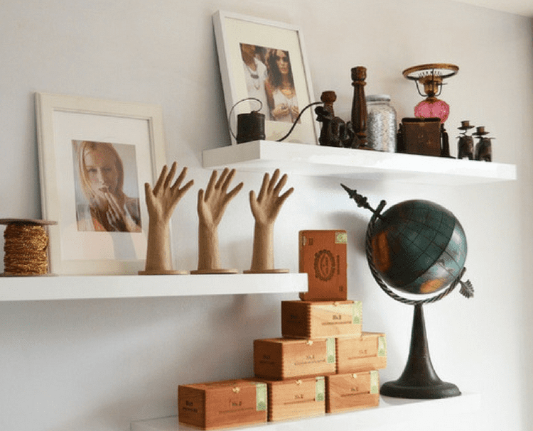 Cara Membuat Rak Dinding Melayang Pakai Papan Bekas