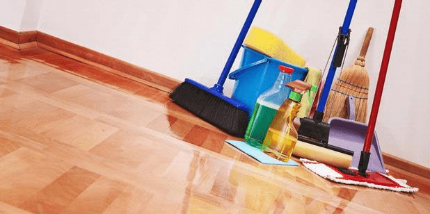 Menata Peralatan Pembersih