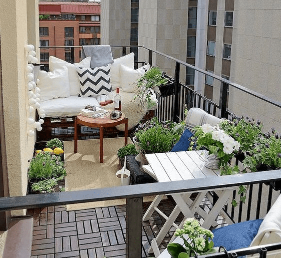 Desain Balkon Rumah Minimalis