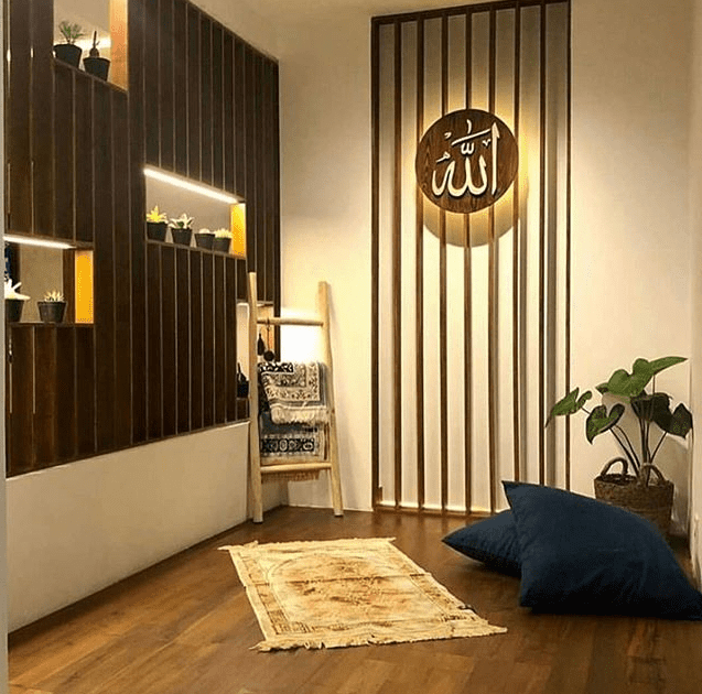 interior ruang sholat di rumah