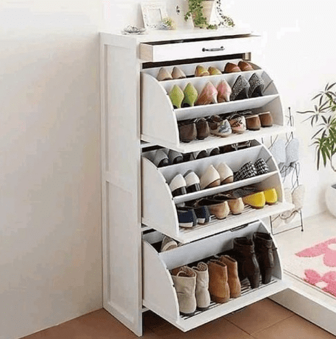 Rak sepatu partisi apartemen