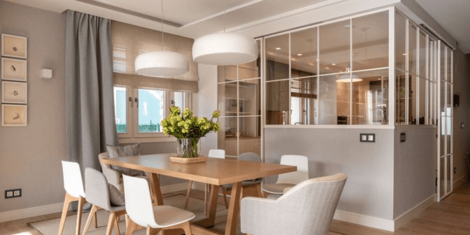 ruang makan apartemen