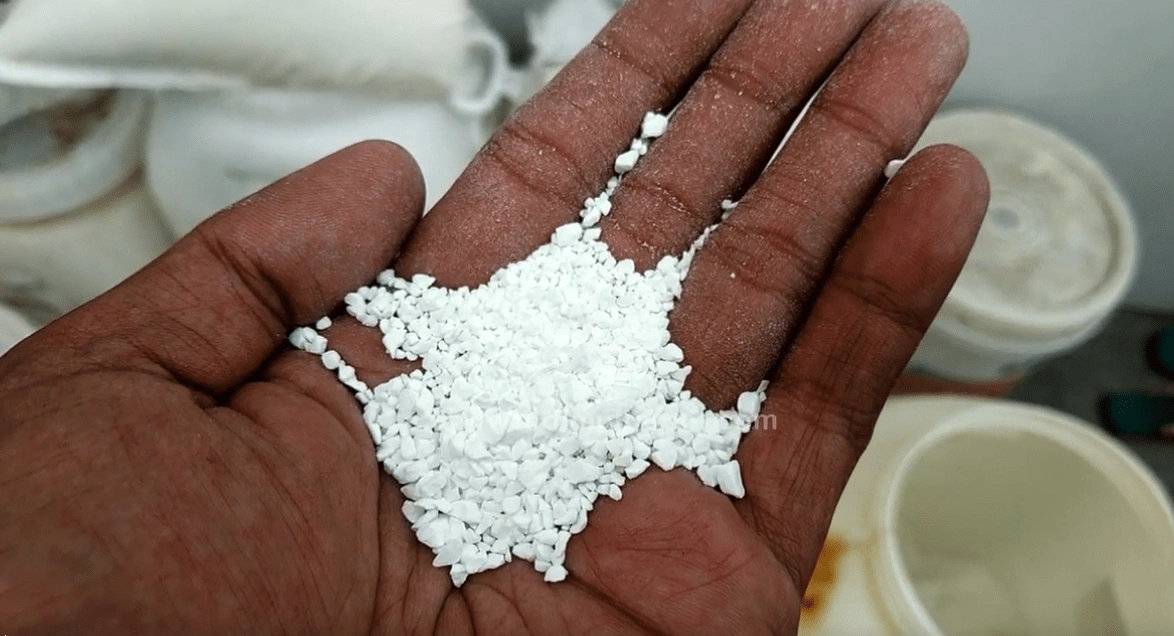 Soda Ash Kolam Renang